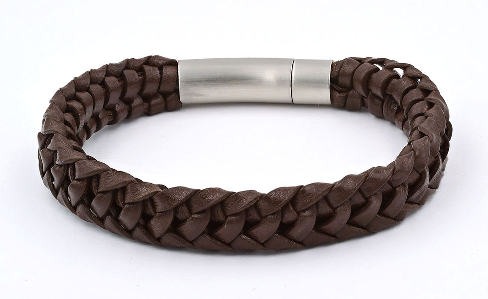 Achilleus / Håndflettet armbånd i lædersnor med kraftig bajonetlås