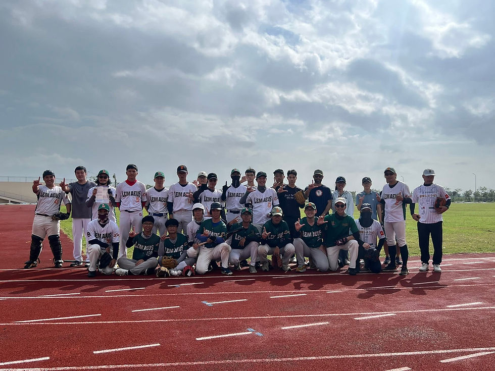 レマエウスの選手たち。手の「L」はレマエウスのL?👆