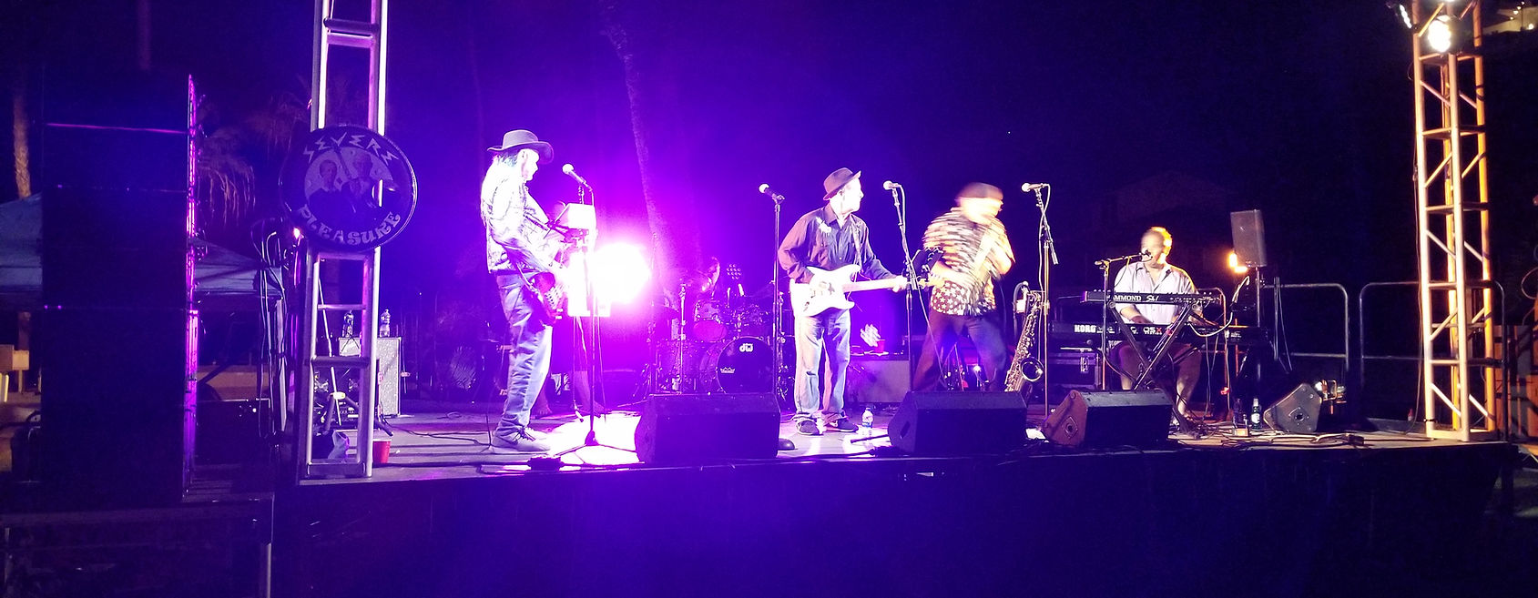 2018-09-29 21.14.40.jpg