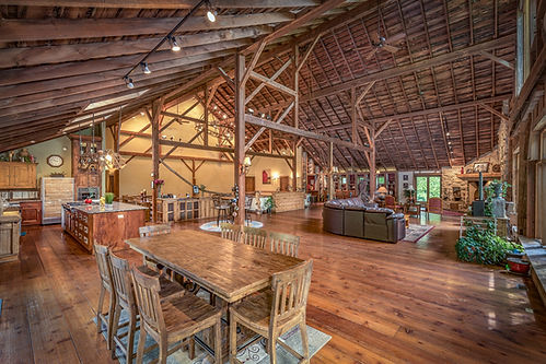 OSWEGO BARN - PHOTO 05.jpg