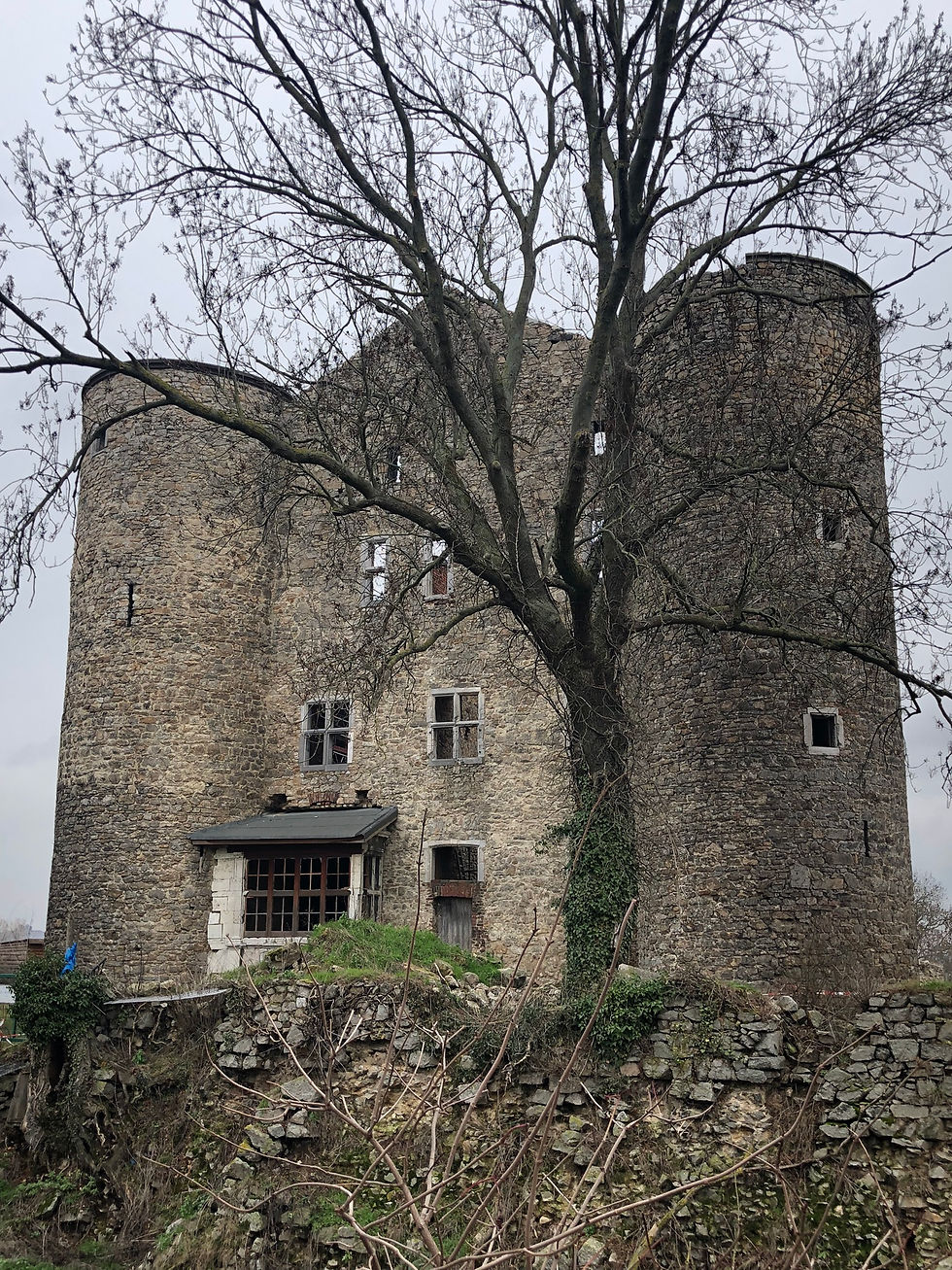 deutsche wahrzeichen, mittelalterliche Gebäude, alte Schlösser in Deutschland, Mittelalter, deutsche