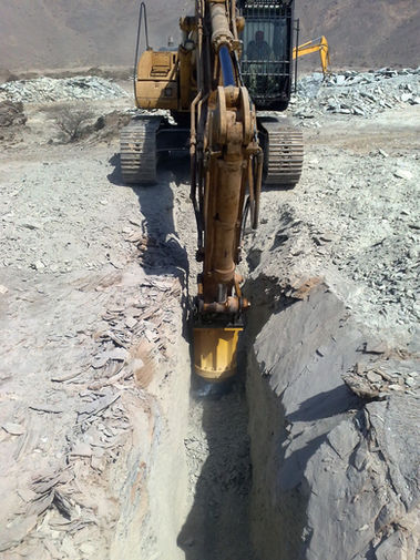 ER 1500 L - canal construction.jpeg