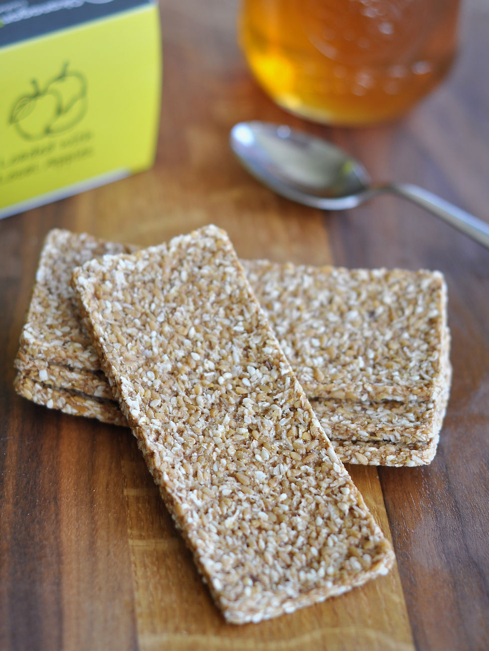 Thumbnail: Apple Crisps, Orange-Sesame (140g box)