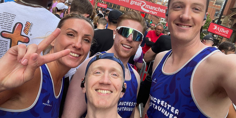 group of Manchester Frontrunners at Great Manchester Run_edited.jpg