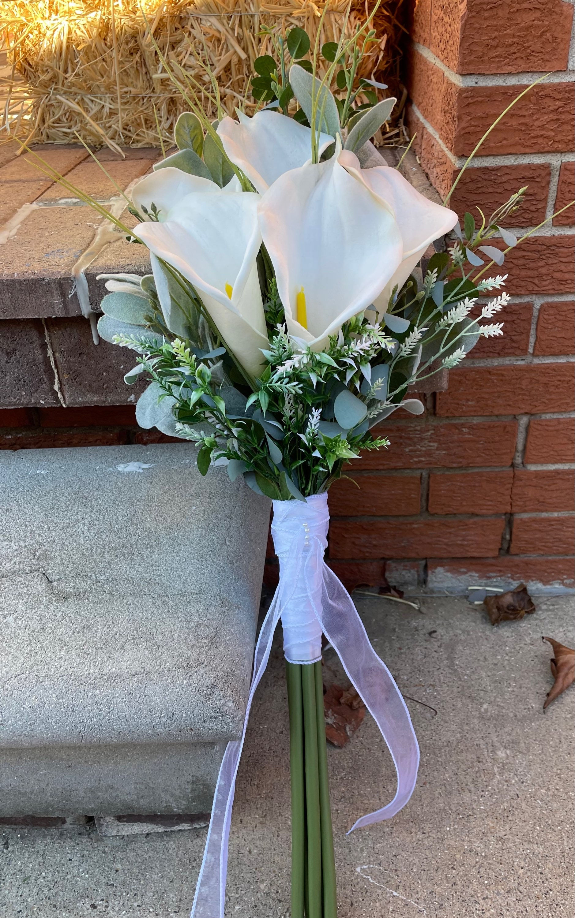 Sarah White Wedding  (Silk) - 2023