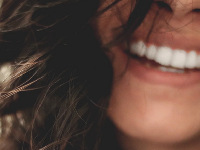 7 myths on teeth whitening, DEBUNKED!