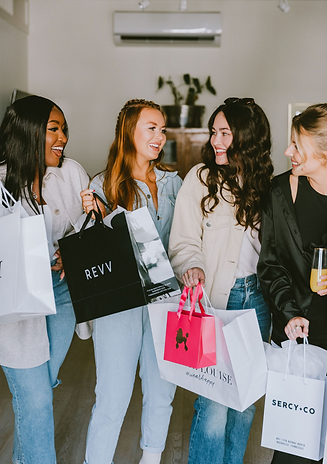 BEVEBoutiques_March_2022_Lifestyle_Nashville_Tennessee_LEO+LAINE_BrandPhotoshoot-409.png