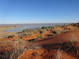 Lake Eyre Australia.jpg