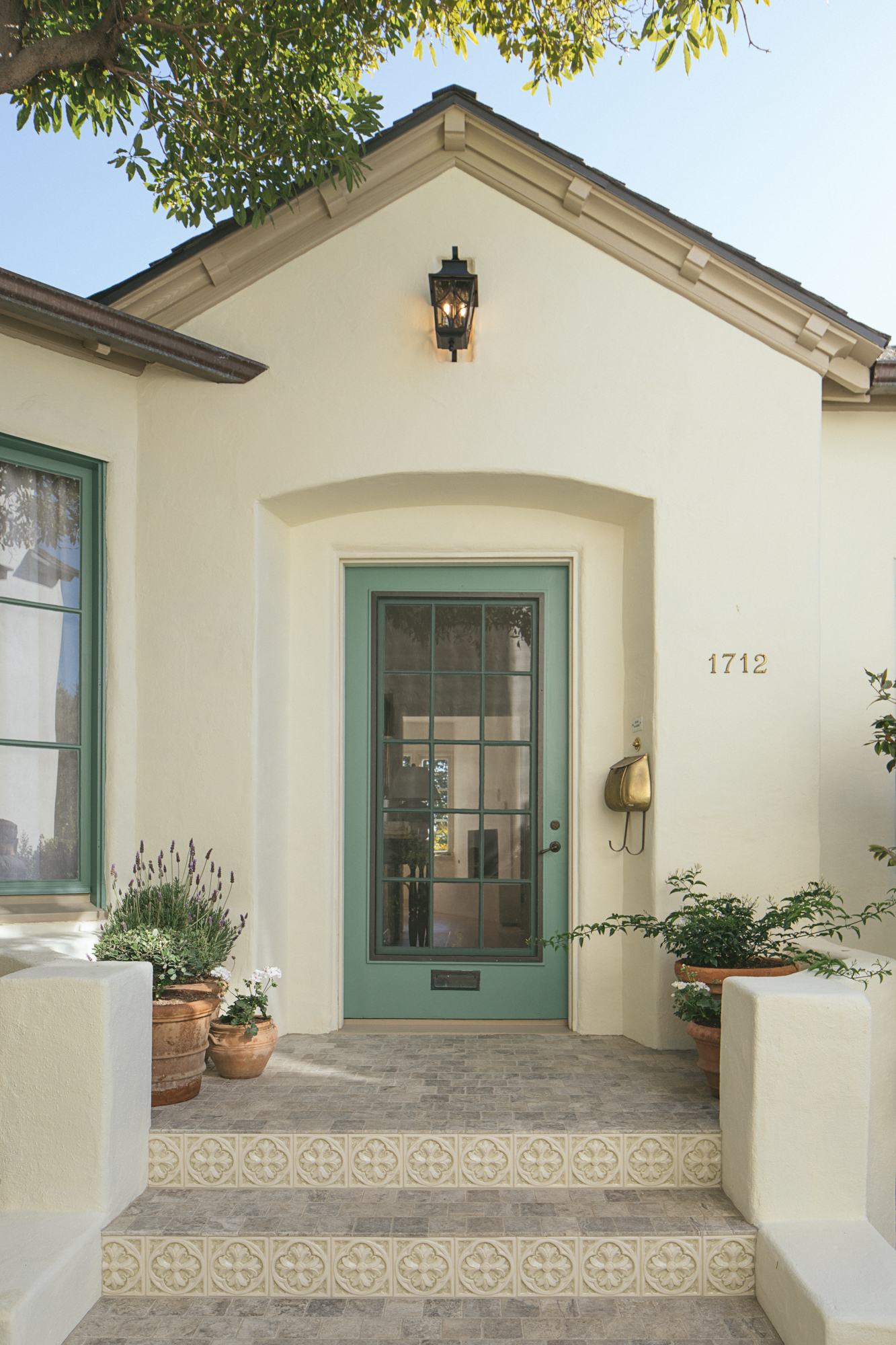 The Fleur House: Paint Color Roundup — Hearth Homes Interiors