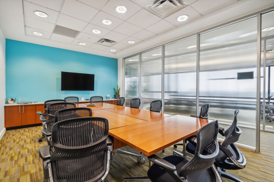 Carr Workplaces Las Olas