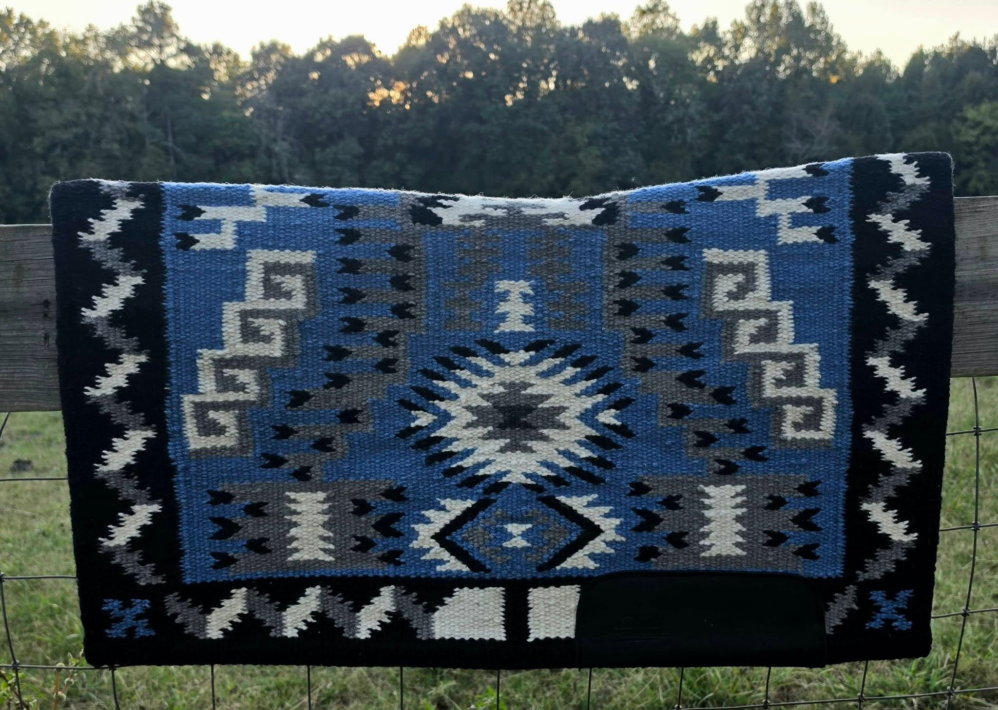 Royal Blue, Black & Grey Diamond Center (Contoured)