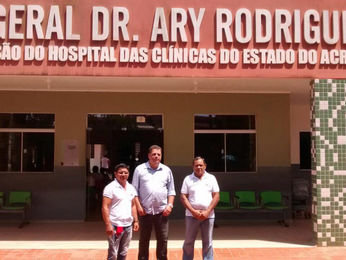 Major Rocha visita hospital do Quinari e constata péssimas condições do prédio