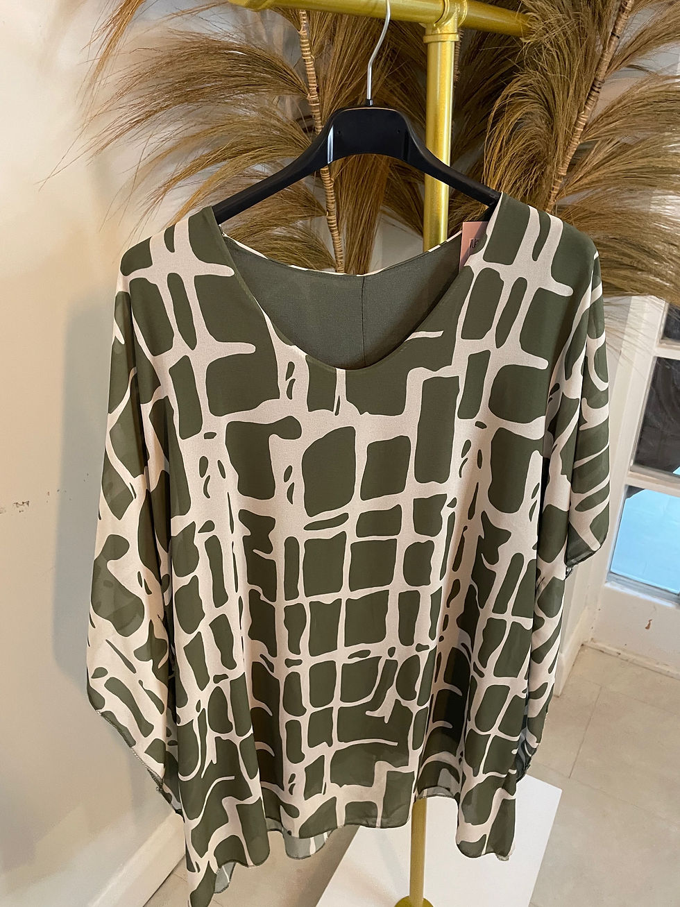 Thumbnail: Square print onesize top 1037