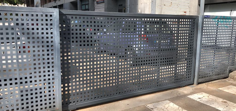 puertas metálicas San Cugat