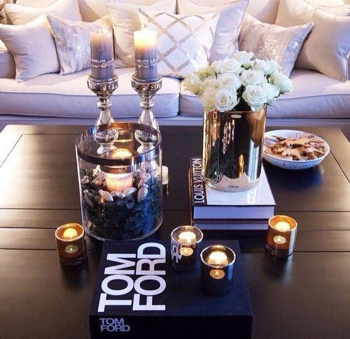 TOM FORD | CHIC | APARTMENT LIVING| M E G H A N ♠ M A C K E N Z I E