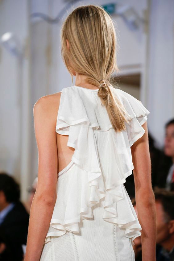 Balenciaga Spring 2016: