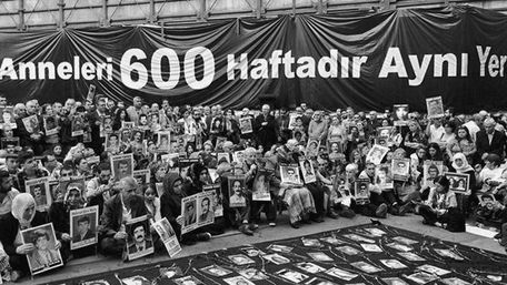 Cumartesi Anneleri 600 haftadır aynı yerde