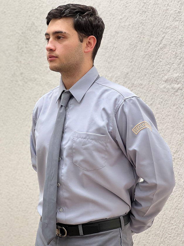 Guardia terno de perfil.jpg