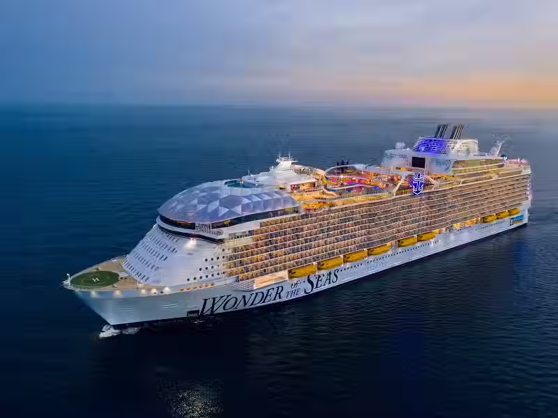 Image-2-Wonder-of-the-Seas.avif