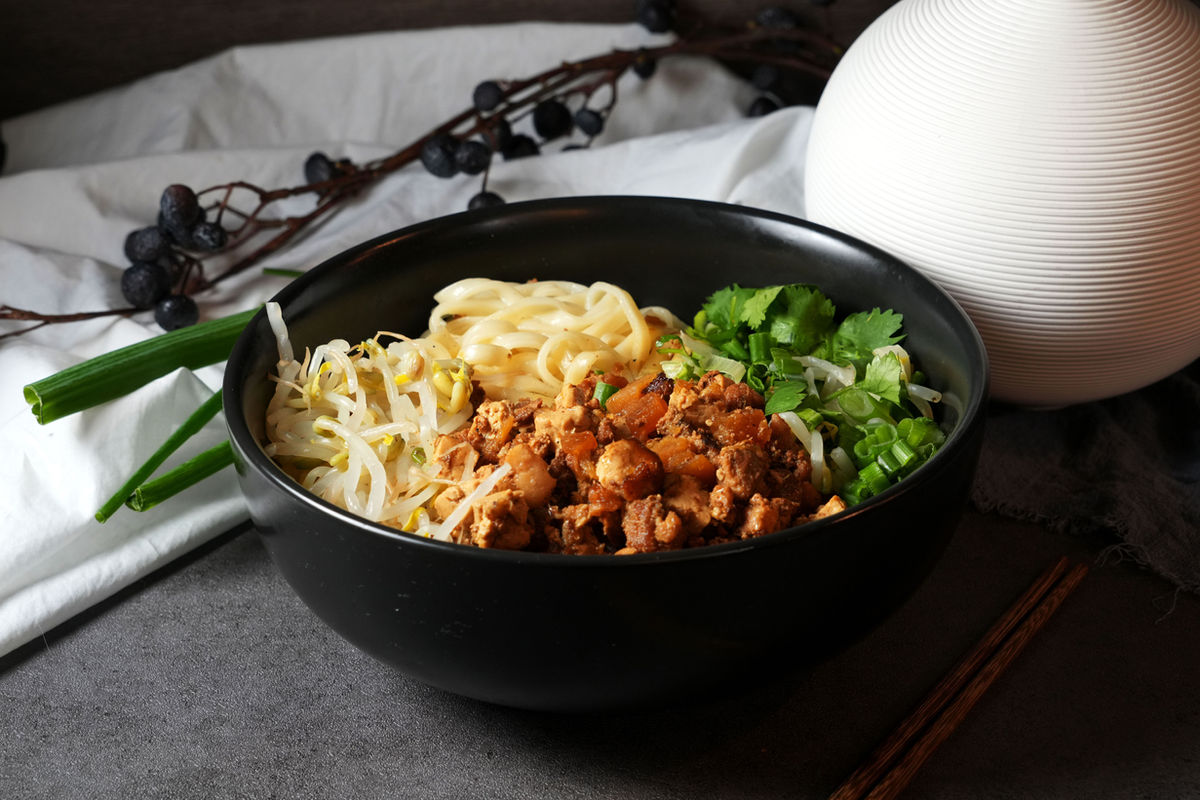 Qin West Noodle