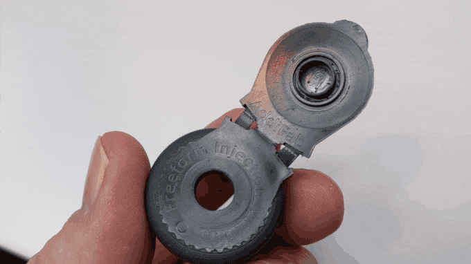 Flip Cap GIF.GIF
