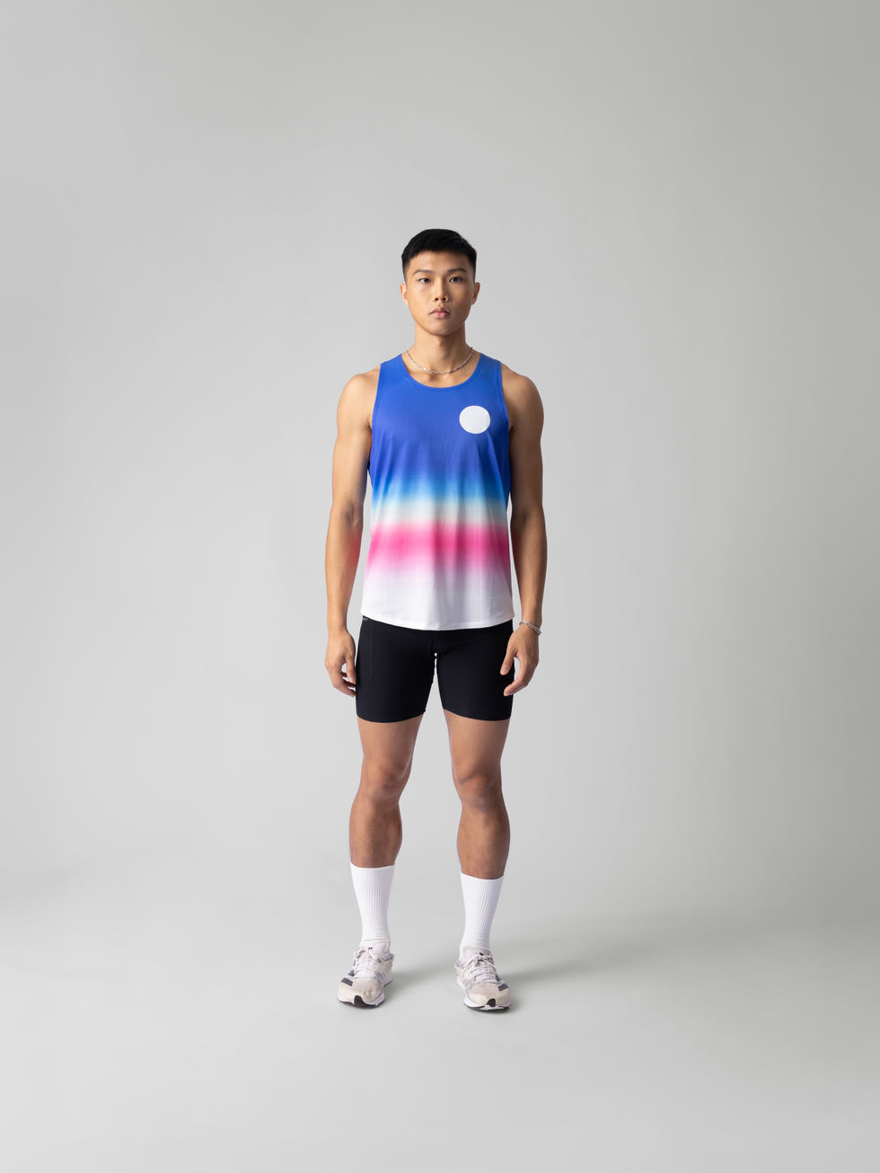 Layer Cake Singlet · singlet para correr degradado azul, rosa y blanco · vista frontal