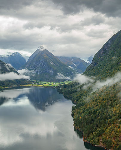 Copy of Fjærlandsfjorden_Foto_VegardAase