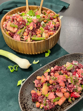 Randen-Kichererbsen-Salat mit Feta