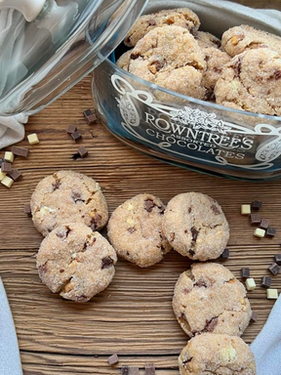 Peanut Chocolate Cookies