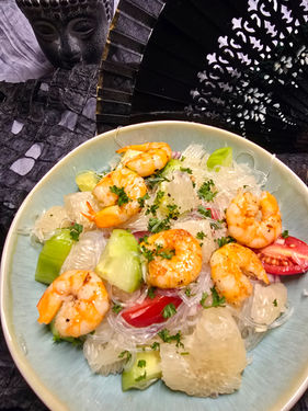 Pomelo Salat mit Garnelen