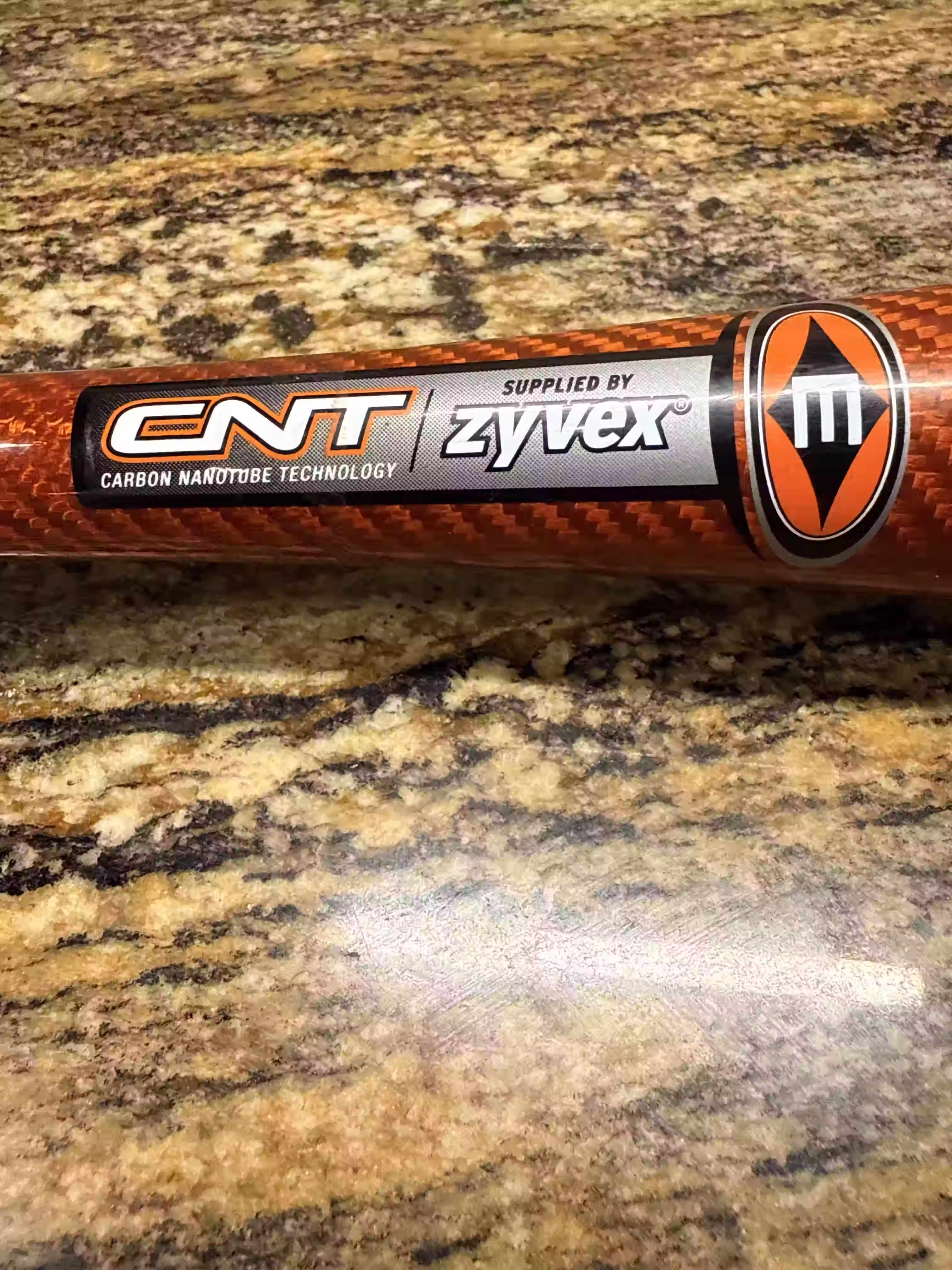 Easton Synergy CNT Stealth SCN9 Slowpitch Softball Bat – 34"/26 oz