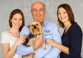 Familie beim Fotoshooting.
