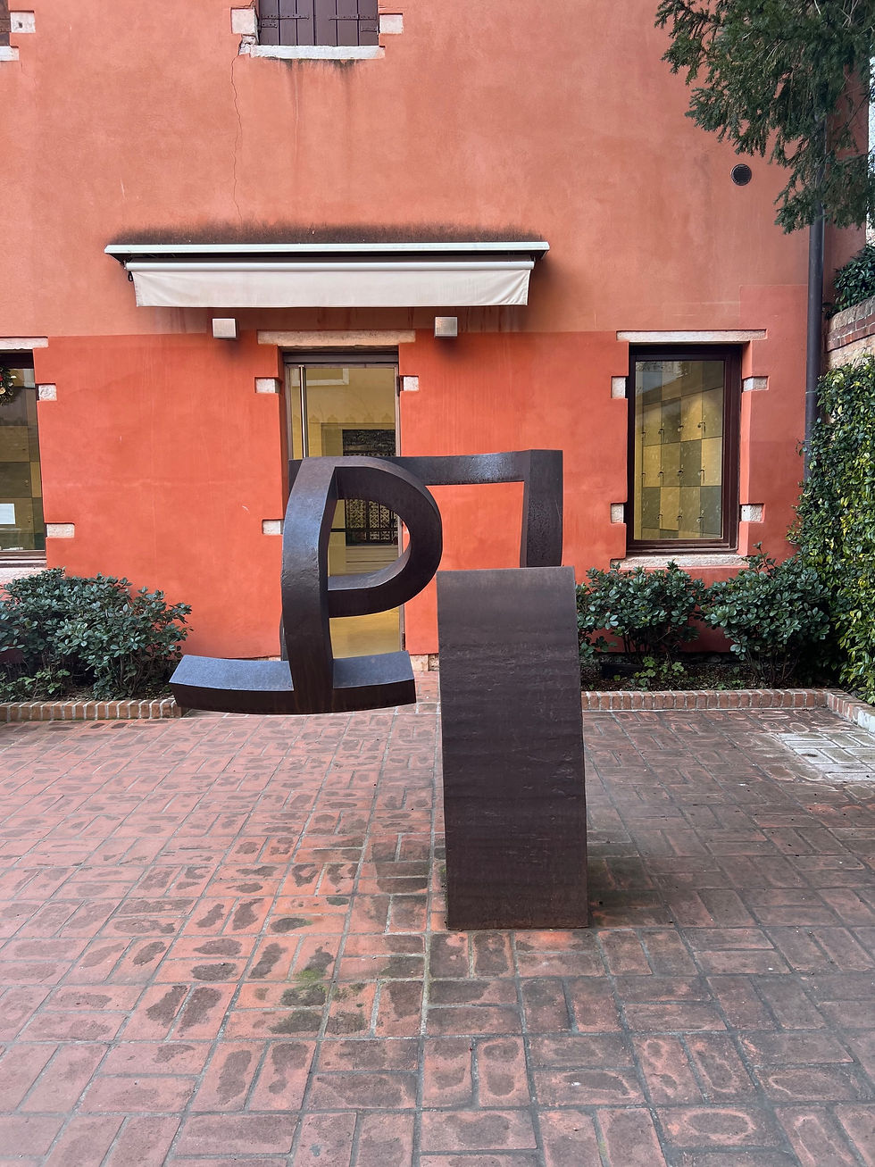 Eingang zum Peggy Guggenheim Museum