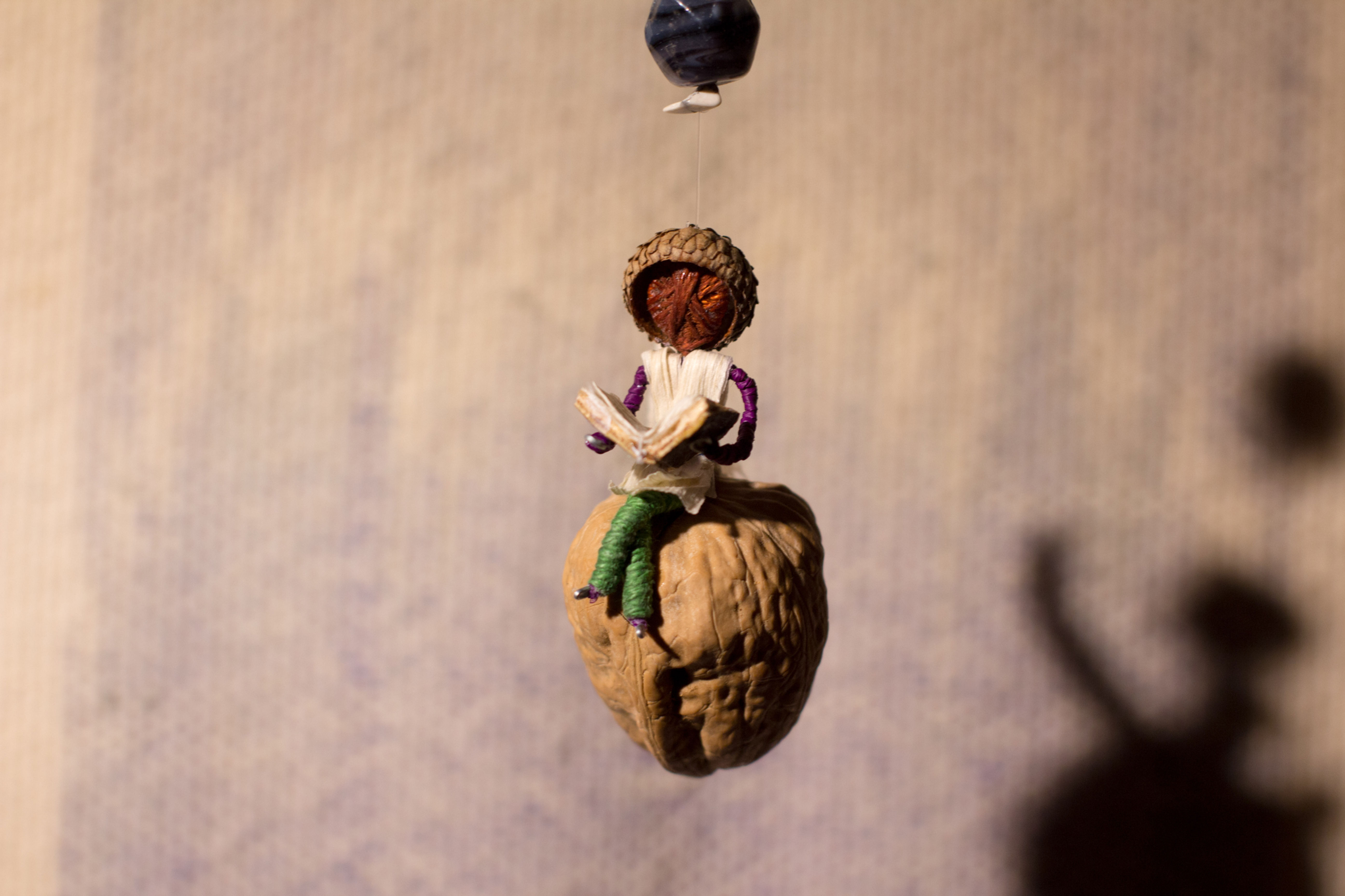 "The Book Reader" - Ornament