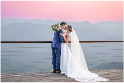 Stargazers Designs, wedding kiss, wedding floral, wedding bouquet, The Parker Mill