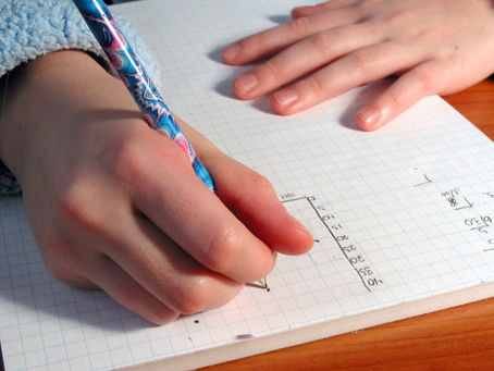 𝗖𝗝 𝗛𝘂𝗻𝗲𝗱𝗼𝗮𝗿𝗮 a majorat cu 𝟱𝟬% bursele elevilor din învățământul special