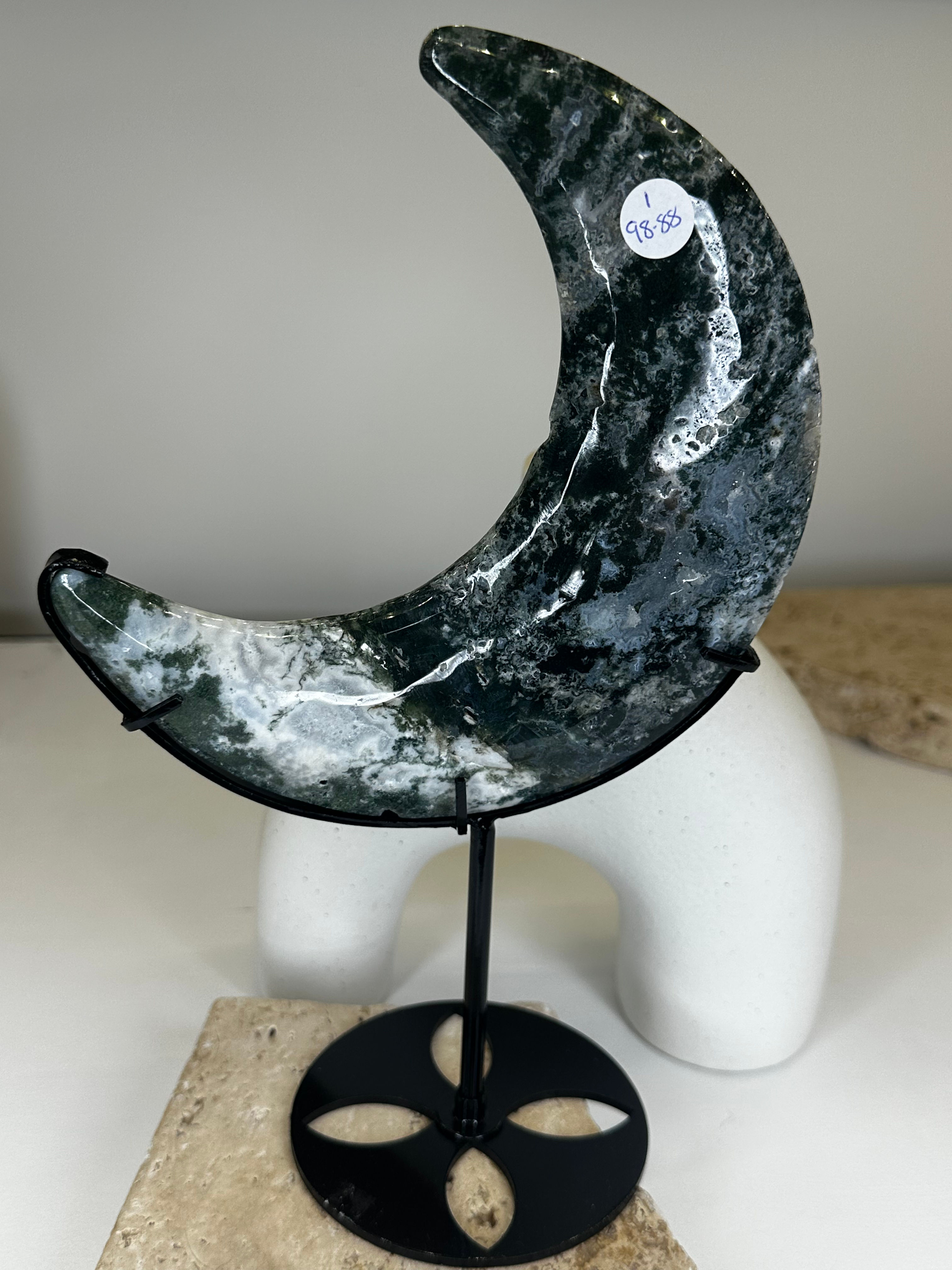 Moss agate large moon
