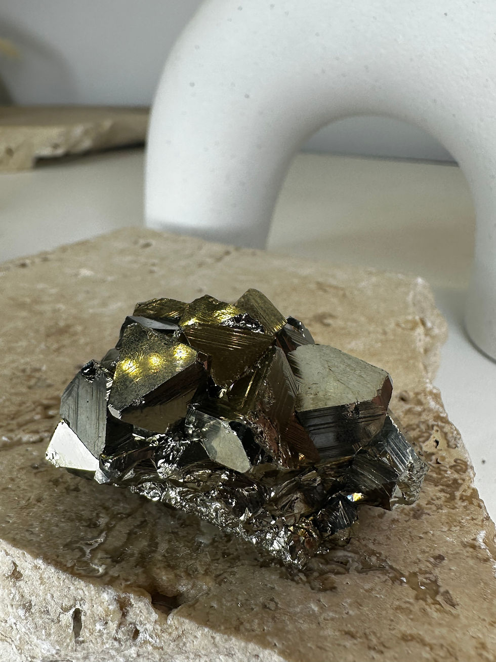 Thumbnail: Peruvian pyrite cluster