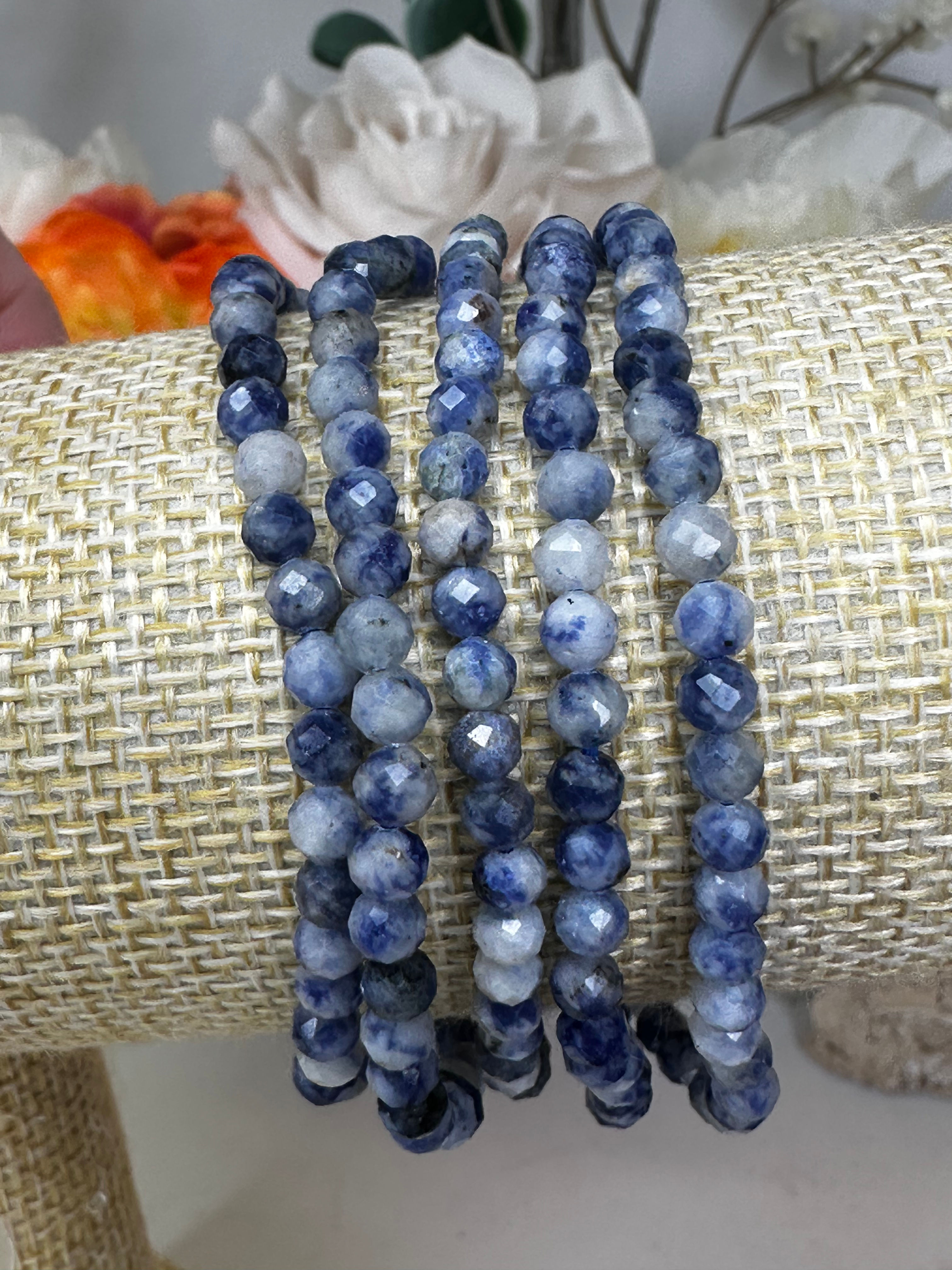 Sodalite faceted bracelet
