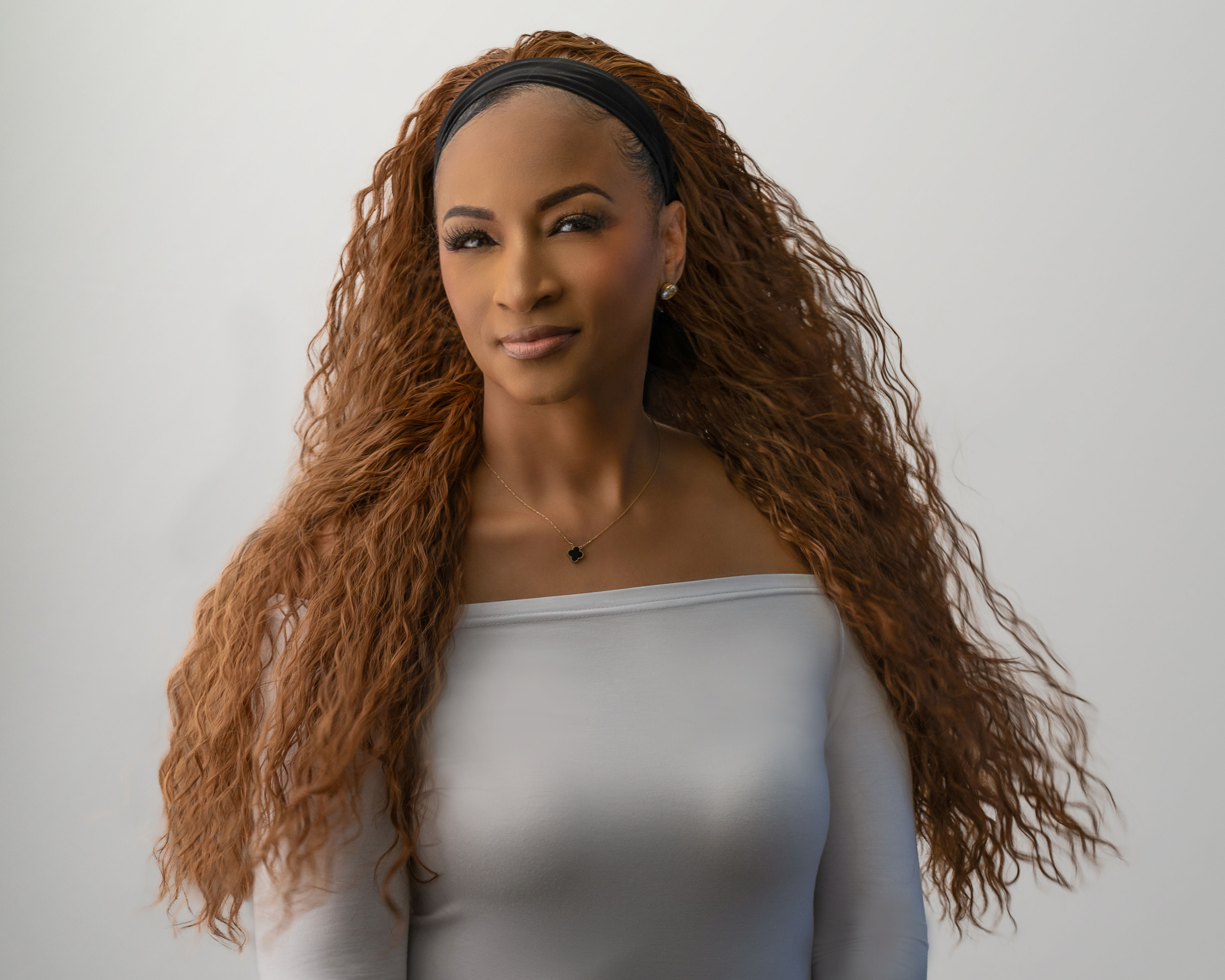 Ginger 26in Head Band Synthetic Wig