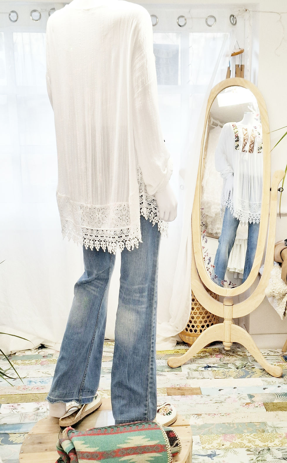Thumbnail: Made In Italy Pinka Boho Embroidered Lace Tunic Top Beach Cover L 