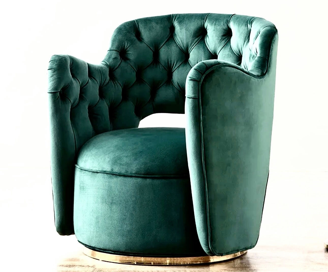 Lux Swivel Chair