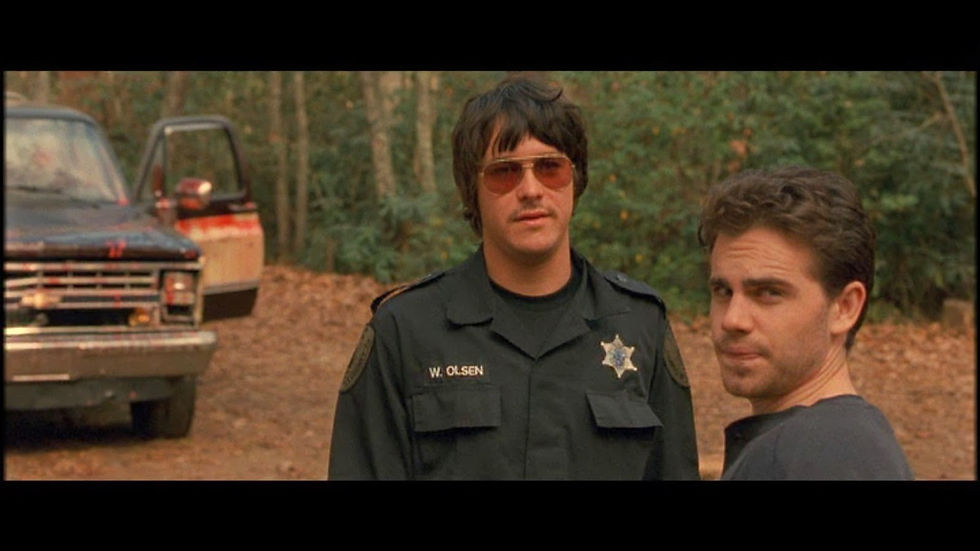 Cabin Fever (2002)