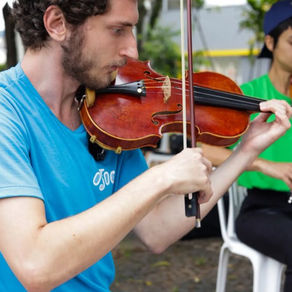 Qual a diferença entre viola, violino e violoncelo? Entenda de forma simples