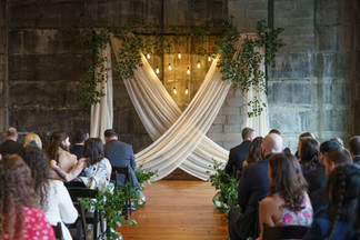 April Wedding in New England altar decoration