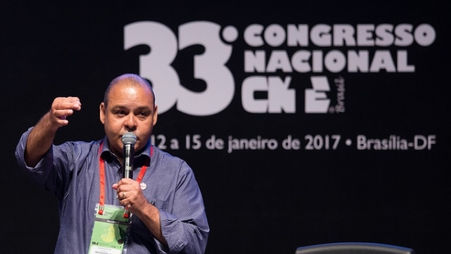 Presidente da CUT chama a classe trabalhadora a parar o Brasil por nenhum direito a menos