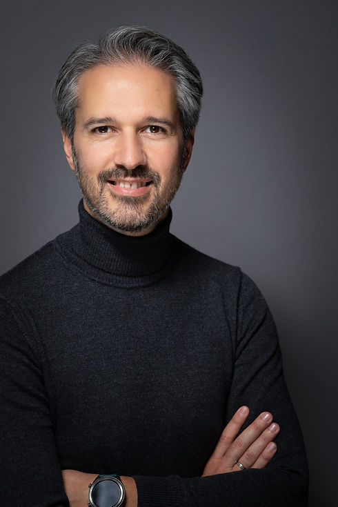 nicolas identité.jpg