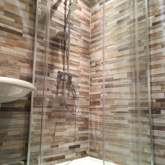 Bathroom Fitters Eagle Refurb London, Surrey, Berkshire