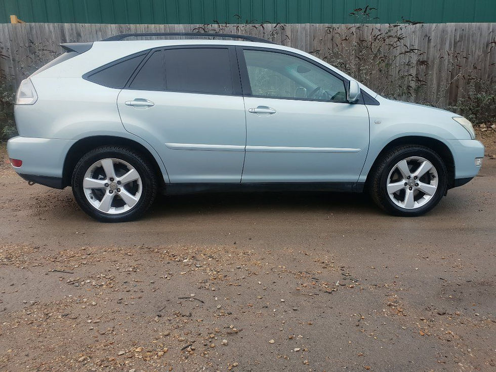 Thumbnail: LEXUS RX300 (2005)