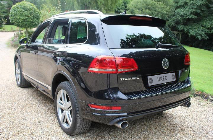 Thumbnail: VOLKSWAGEN Touareg (2012)